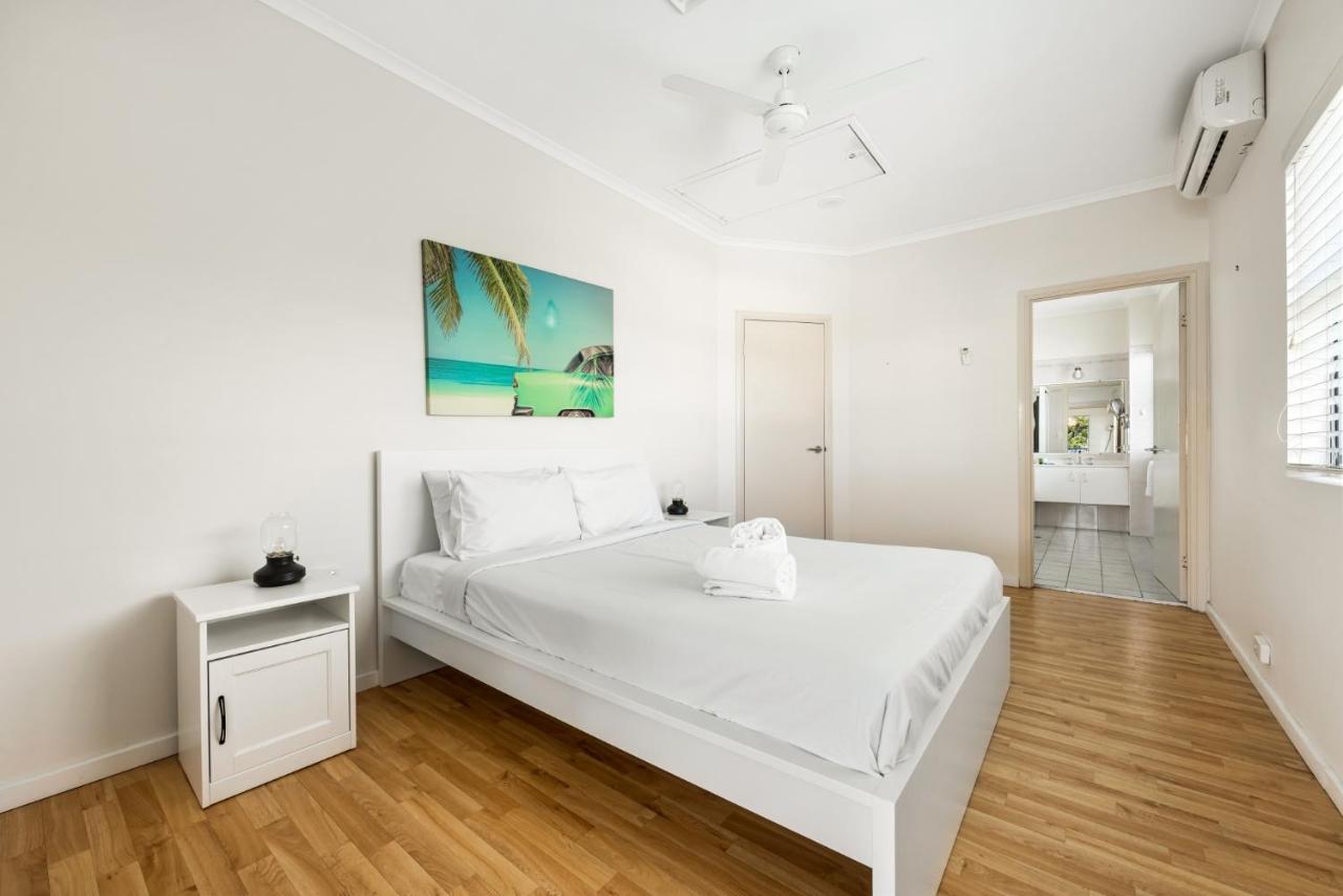Central Motel Mooloolaba And Apartments ภายนอก รูปภาพ