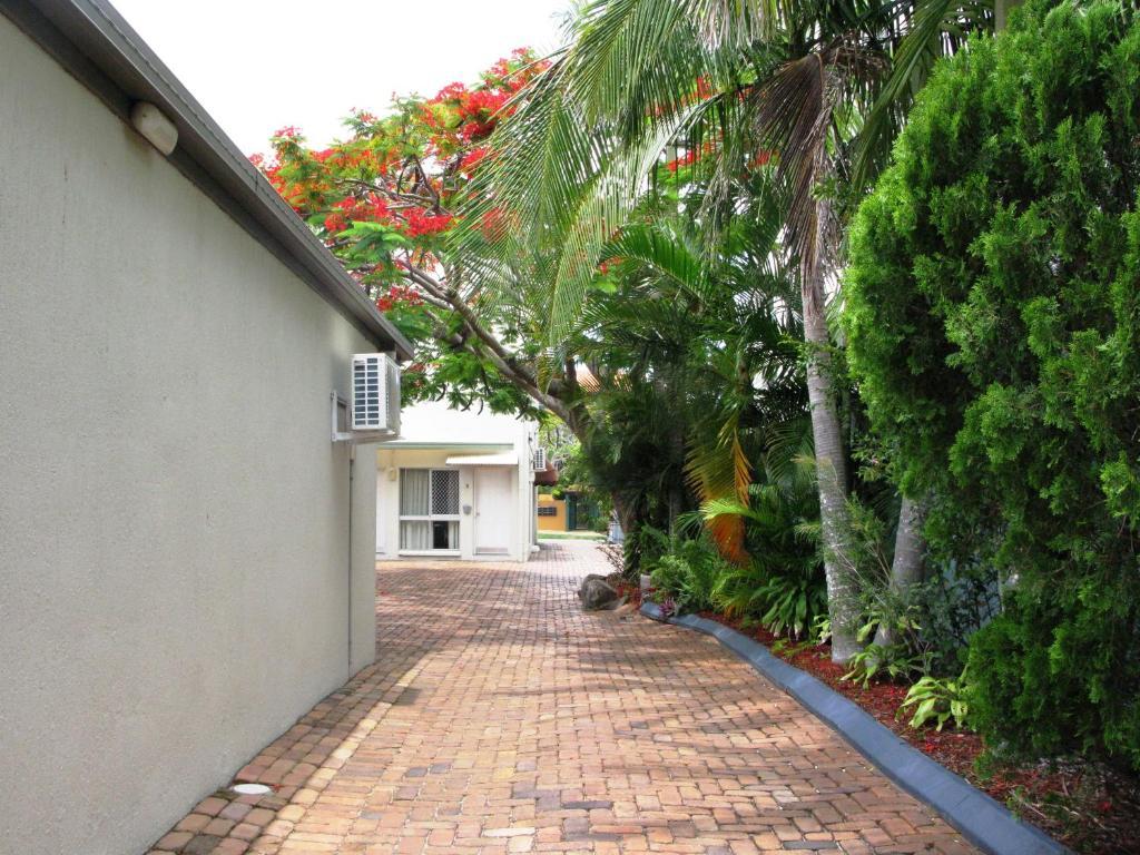 Central Motel Mooloolaba And Apartments ภายนอก รูปภาพ
